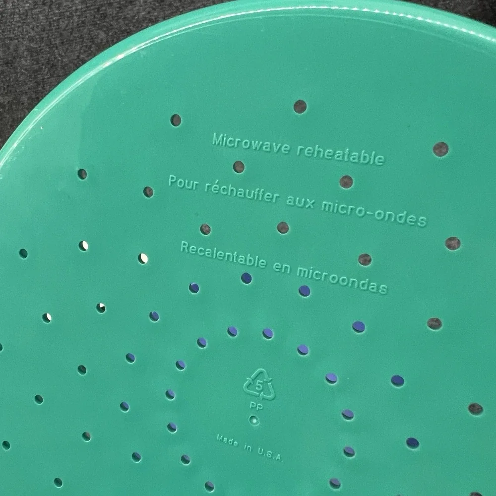 Tupperware 3 Piece 7